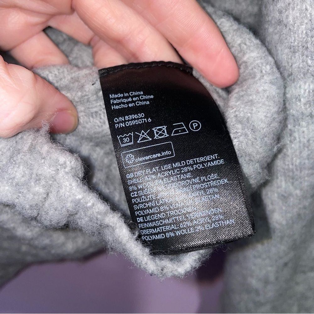 H&M Off Shoulder Cowl Neck Sweater Women S Oversized Cozy Wool Normcore Preppy - Picture 5 of 8